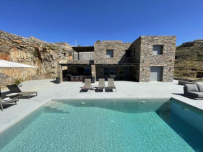 Villa Veneterra-Pool-SeaView-ConciergeServices